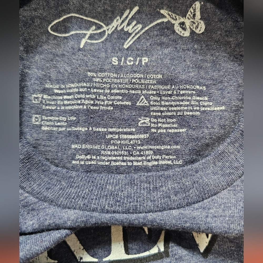Dolly Parton Graphic T-Shirt, Size Small, New With Tags! - Picture 4 of 4